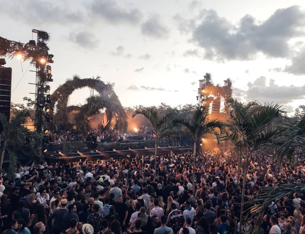 Tulum : Le paradis des festivaliers et des âmes en quête d’évasion